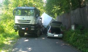 camion blocco di marmo