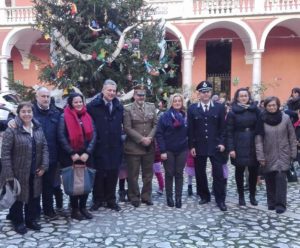 Albero Natale Telefono Azzurro 2 21 12 17