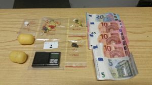 CARABINIERIS EQUESTRO DROGA 4 12 17