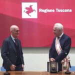 Giani consegna il Pegaso d’Oro a Franco Gabrielli