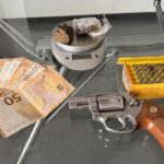 GdiF : ARRESTATO UN SESSANTATREENNE  CON DIVERSI PRECEDENTI, IN POSSESSO DI UNA PISTOLA CON LA MATRICOLA ABRASA, DROGA E SOLDI IN CONTANTI