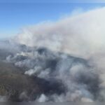 Monte Faeta, incendio ancora attivo: due indagati per rogo colposo – VIDEO RIPRESA AEREA –