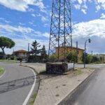 Tragedia nella notte a Massa: muore carbonizzato un ragazzo di 19 anni