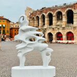 Dal centro storico di Carrara a quello di Verona. Le opere di White Carrara ‘invadono’ la città di Giulietta e Romeo